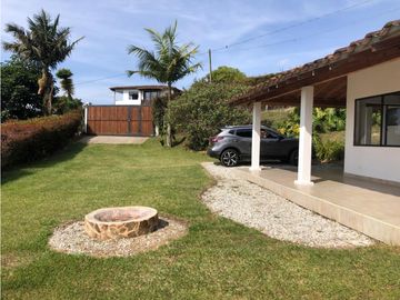 VENTA DE CASA CAMPESTRE EN VEREDA EN EL CARMEN