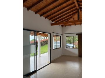 VENTA DE CASA CAMPESTRE EN VEREDA EN EL CARMEN