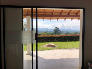 VENTA DE CASA CAMPESTRE EN VEREDA EN EL CARMEN