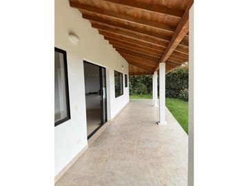 VENTA DE CASA CAMPESTRE EN VEREDA EN EL CARMEN