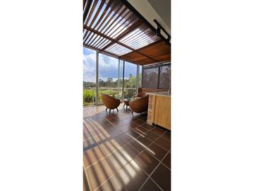 VENTA DE CASA CAMPESTRE CON CASA MAYORDOMO EN UNIDAD EN SAN VICENTE