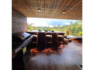 VENTA DE CASA CAMPESTRE CON CASA MAYORDOMO EN UNIDAD EN SAN VICENTE