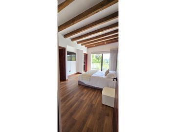 VENTA DE CASA CAMPESTRE CON CASA MAYORDOMO EN UNIDAD EN SAN VICENTE