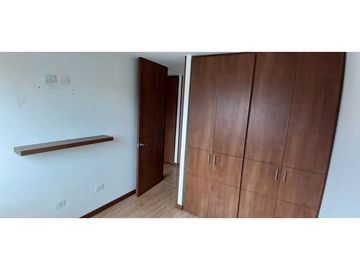ACSI 1174. Se vende apartamento en Mosquera. Sol creciente