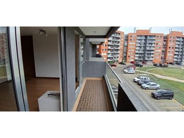 ACSI 1174. Se vende apartamento en Mosquera. Sol creciente
