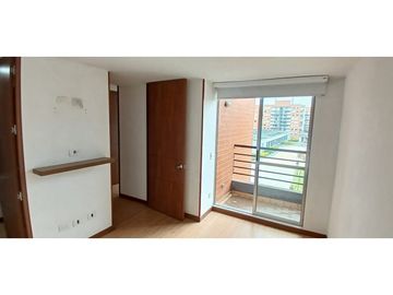 ACSI 1174. Se vende apartamento en Mosquera. Sol creciente