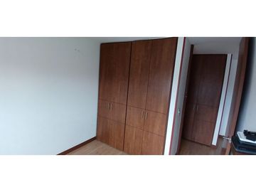 ACSI 1174. Se vende apartamento en Mosquera. Sol creciente
