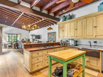 Casa en venta en viñedo exclusivo Santísima Trinidad – Cerca de San Miguel