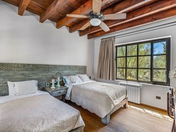 Casa en venta en viñedo exclusivo Santísima Trinidad – Cerca de San Miguel