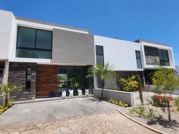 Casa en  Venta Altozano Fraccionamiento privado