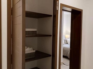 Venta Moderna Casa con Alberca Privada en Residencial Arboladas, Cancún