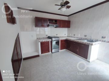 Casa en venta en Francisco Téllez Col.20 de Noviembre.