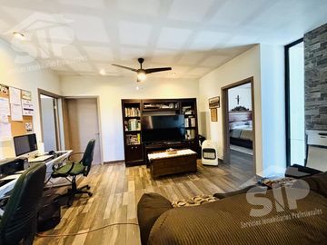 Residencia en Venta Fracc. Rincón de los Encinos Saltillo