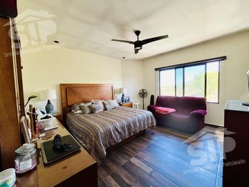 Residencia en Venta Fracc. Rincón de los Encinos Saltillo