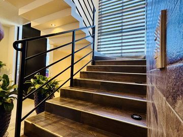 Residencia en Venta Fracc. Rincón de los Encinos Saltillo