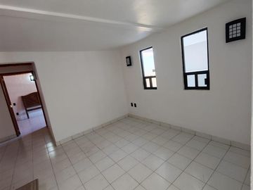 CASA EN RENTA