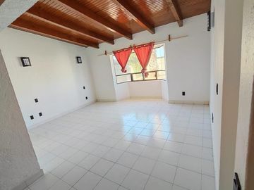 CASA EN RENTA