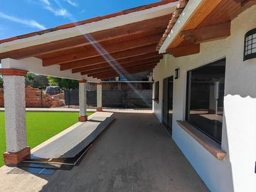 CASA EN RENTA