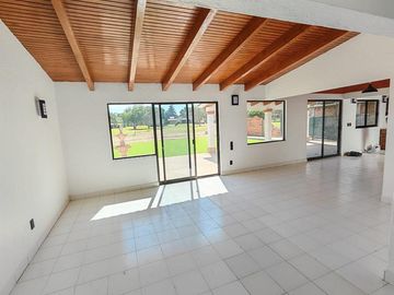 CASA EN RENTA
