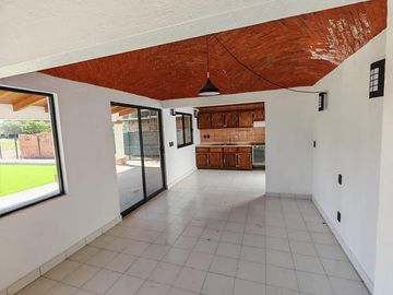 CASA EN RENTA