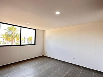 Casa en  venta de 4 recamaras en Parque Queretaro Lomas de Angelopolis Puebla.