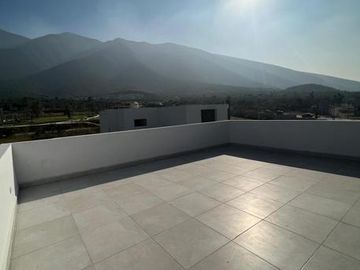 Casa en  venta en Monterrey 3 habitaciones en Solana, terraza con vista panorámica
