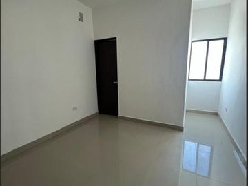 Casa en  venta en Monterrey 3 habitaciones en Solana, terraza con vista panorámica