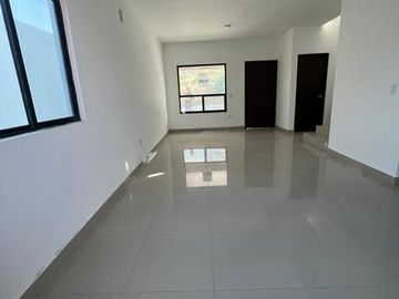 Casa en  venta en Monterrey 3 habitaciones en Solana, terraza con vista panorámica