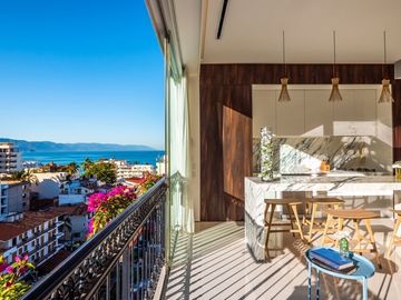 Pier 57 Unit 608