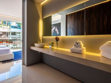 Pier 57 Unit 608