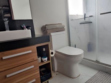 SE VENDE HERMOSO DEPARTAMENTO EN ARGENTA BOSQUE REAL (V)