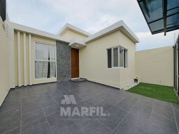 Venta de Casa de 1 planta, 3 Recámaras al Norte de Villa de Álvarez