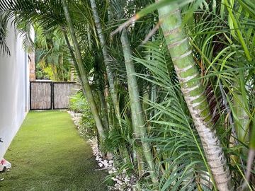 Hermosa Residencia con vista al Lago Yucatán Country Club