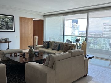 Penthouse en venta de 3 recámaras zona Angelópolis