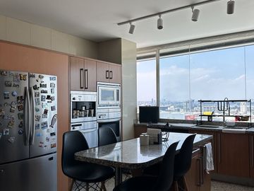 Penthouse en venta de 3 recámaras zona Angelópolis