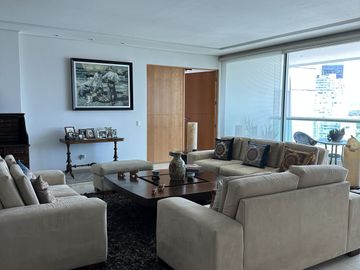 Penthouse en venta de 3 recámaras zona Angelópolis