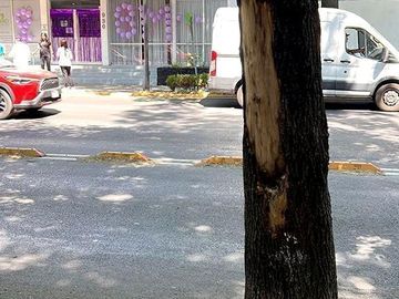 CASA EN VENTA EN AV.  HIDALGO EN LA COL. AMERICANA CON PROYECTO HOSTAL BOUTIQUE