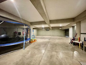 CASA EN VENTA DENTRO DE FRACCIONAMIENTO RESERVA REAL VALLE REAL ZAPOPAN