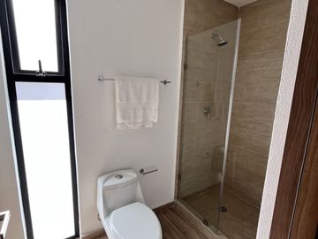 Estrena casa en Residencial Lago Esmeralda
