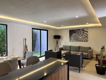 Estrena casa en Residencial Lago Esmeralda