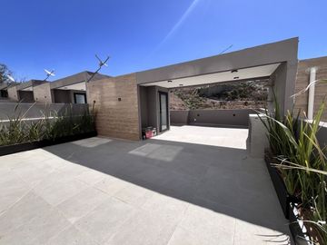 Estrena casa en Residencial Lago Esmeralda