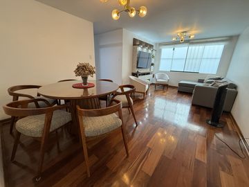 OVALO GUTIERREZ - DPTO EN 1ER PISO - 3 DORM -1 COCHERA