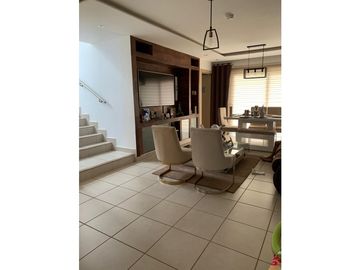 VENDO CASA PH VICTORIA BRISAS DEL GOLF