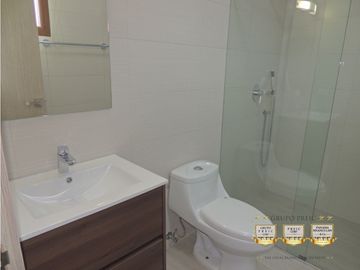 Venta de Apartamento de 99+29 terraza mts.2 Costa Sur PH Costamare