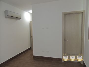 Venta de Apartamento de 99+29 terraza mts.2 Costa Sur PH Costamare
