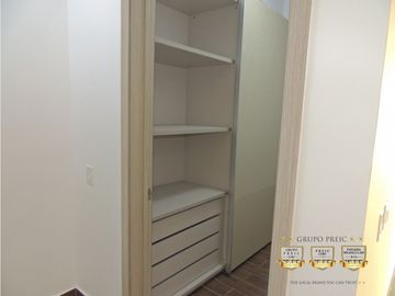 Venta de Apartamento de 99+29 terraza mts.2 Costa Sur PH Costamare