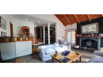EN VENTA IMPORTANTE PROPIEDAD EN LAS GOLONDRINAS, CHUBUT CA-330