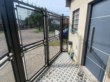 Chalet PH en venta en Castelar Norte
