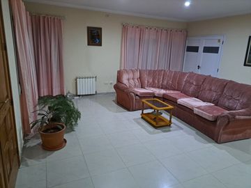 VENDO CASA EN LA BARRACA