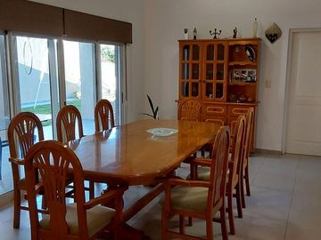 VENDO CASA EN LA BARRACA